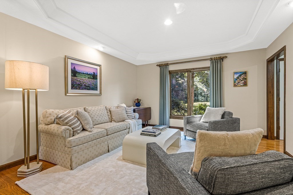 3 Moccasin Path Natick, MA 01760 - Photo 7 of 35