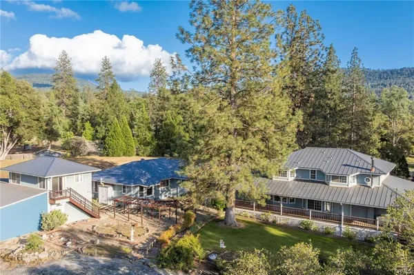 $967,000 | 50711 Road 426, Oakhurst, CA 93644