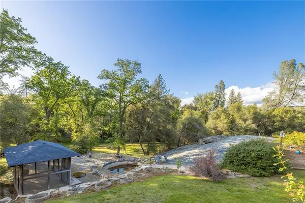 $967,000 | 50711 Road 426, Oakhurst, CA 93644