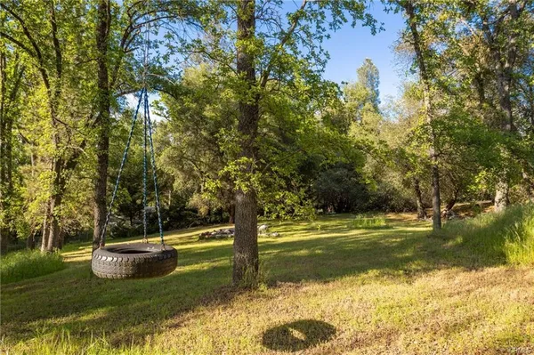 $967,000 | 50711 Road 426, Oakhurst, CA 93644