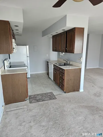 $2,300 | 50 Aiken Street, Unit 225, Norwalk, CT 06851