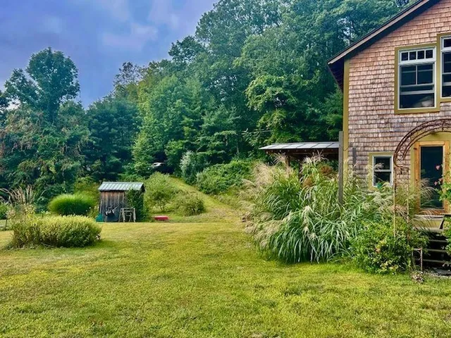 $415,000 | 137 Pleasant Valley Road, Brattleboro, VT 05301