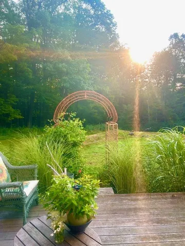 $389,000 | 137 Pleasant Valley Road, Brattleboro, VT 05301