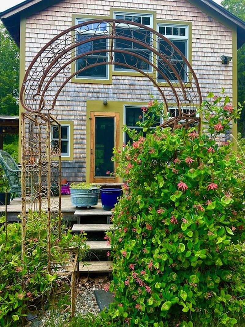 137 Pleasant Valley Road Brattleboro, VT 05301 - Photo 3 of 33