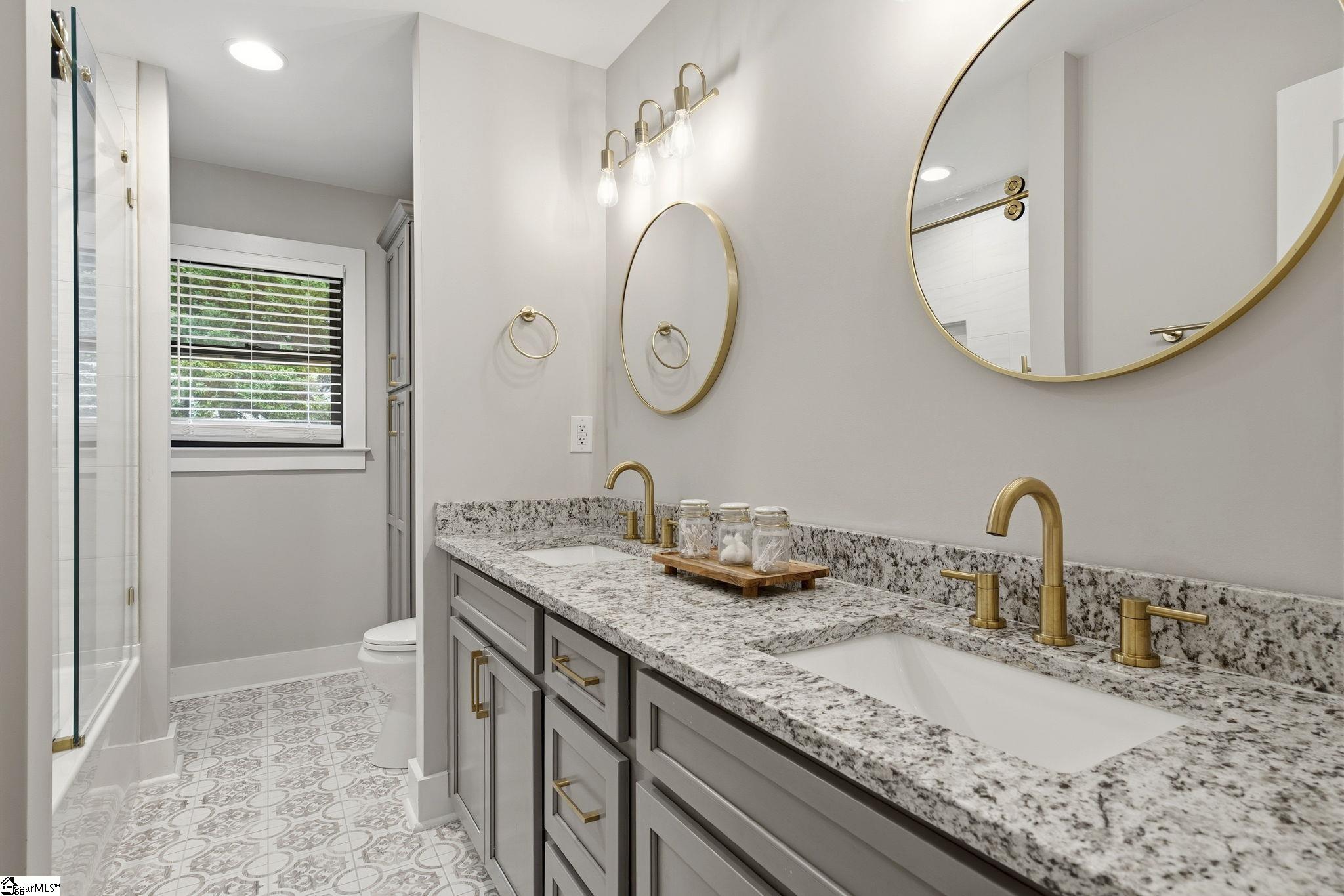 207 Oates Avenue Easley, SC 29640 - Photo 25 of 50