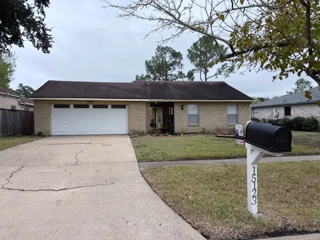$2,200 | 15123 Chasehill Drive, Houston, TX 77489