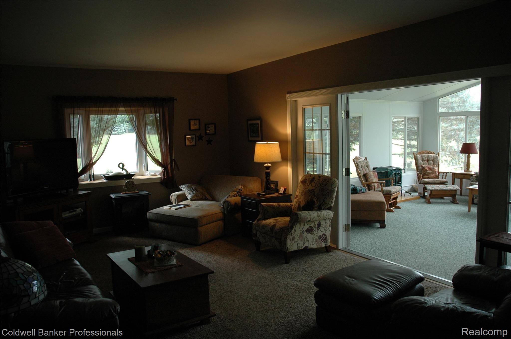 2094 Broker Road Lapeer, MI 48446 - Photo 9 of 31 DSC_0888.JPG