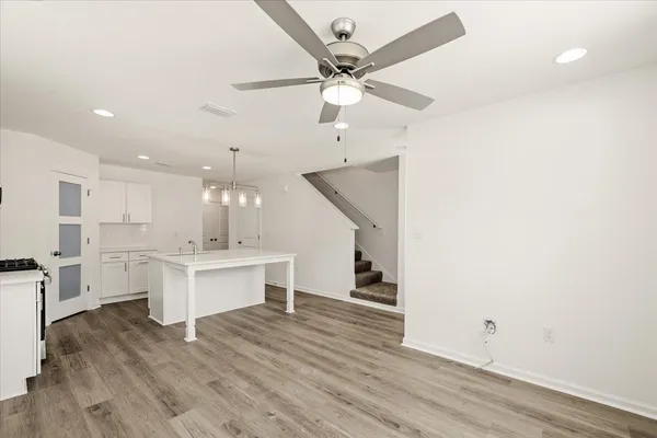 $2,250 | 3694 Meadow Vista Lane, Tallahassee, FL 32308