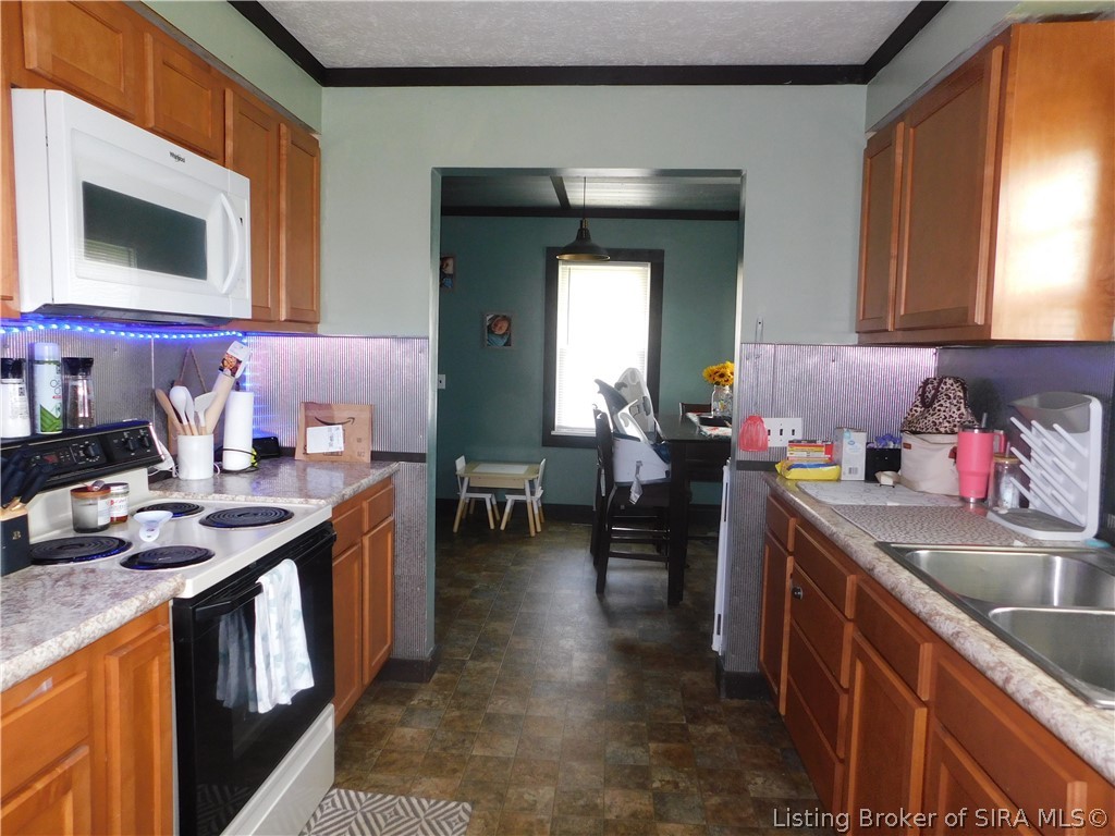 8960 Turkey Farm Road Northwest New Salisbury, IN 47161 - Photo 5 of 20