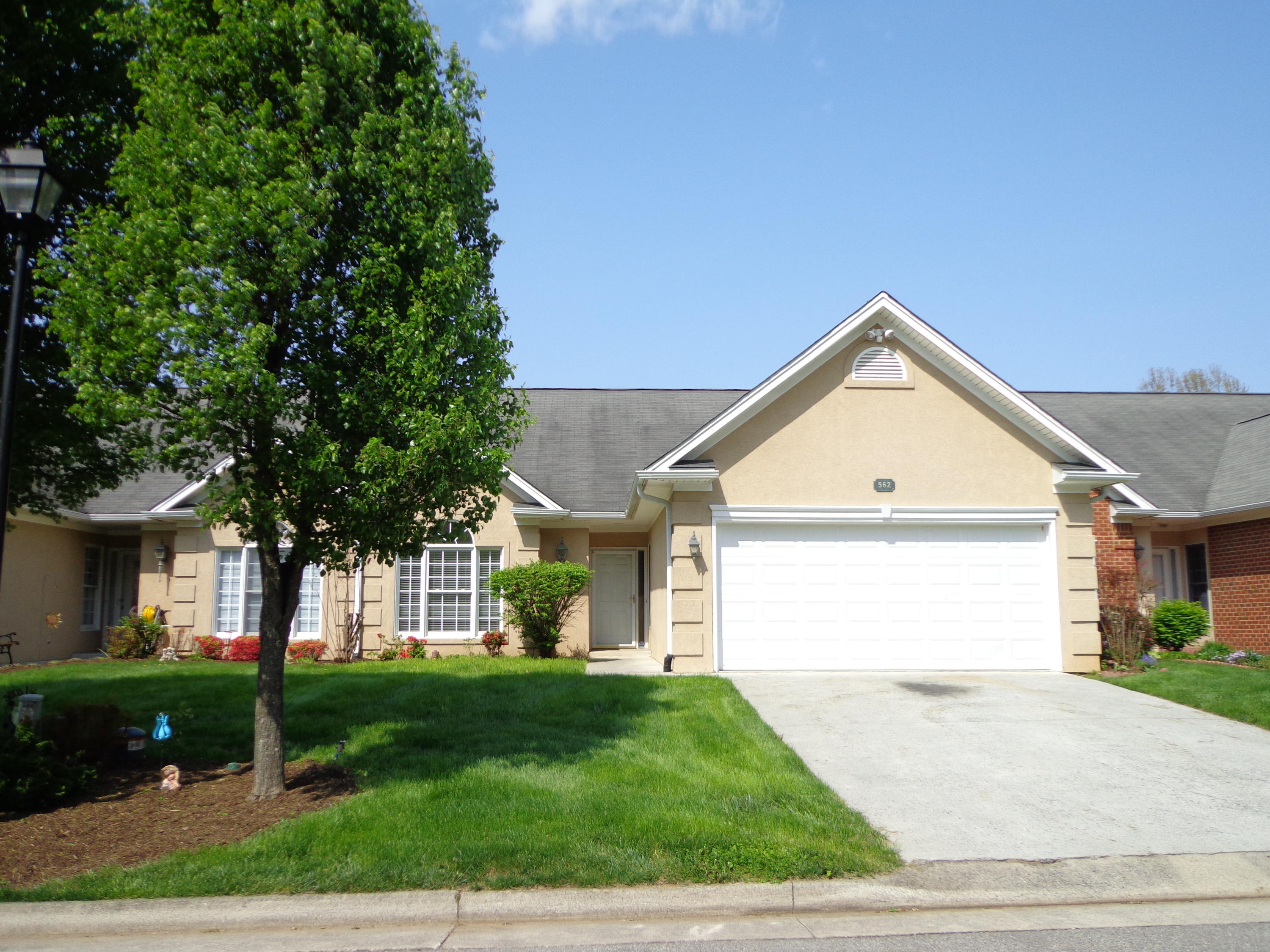 562 Deer Ridge Lane Vinton, VA 24179 - Photo 1 of 36 DSC01040