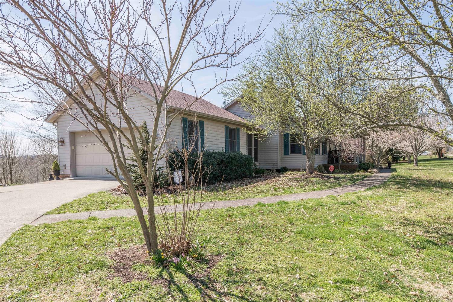 2429 Goshen Road Winchester, KY 40391 - Photo 39 of 62 Listing Photo