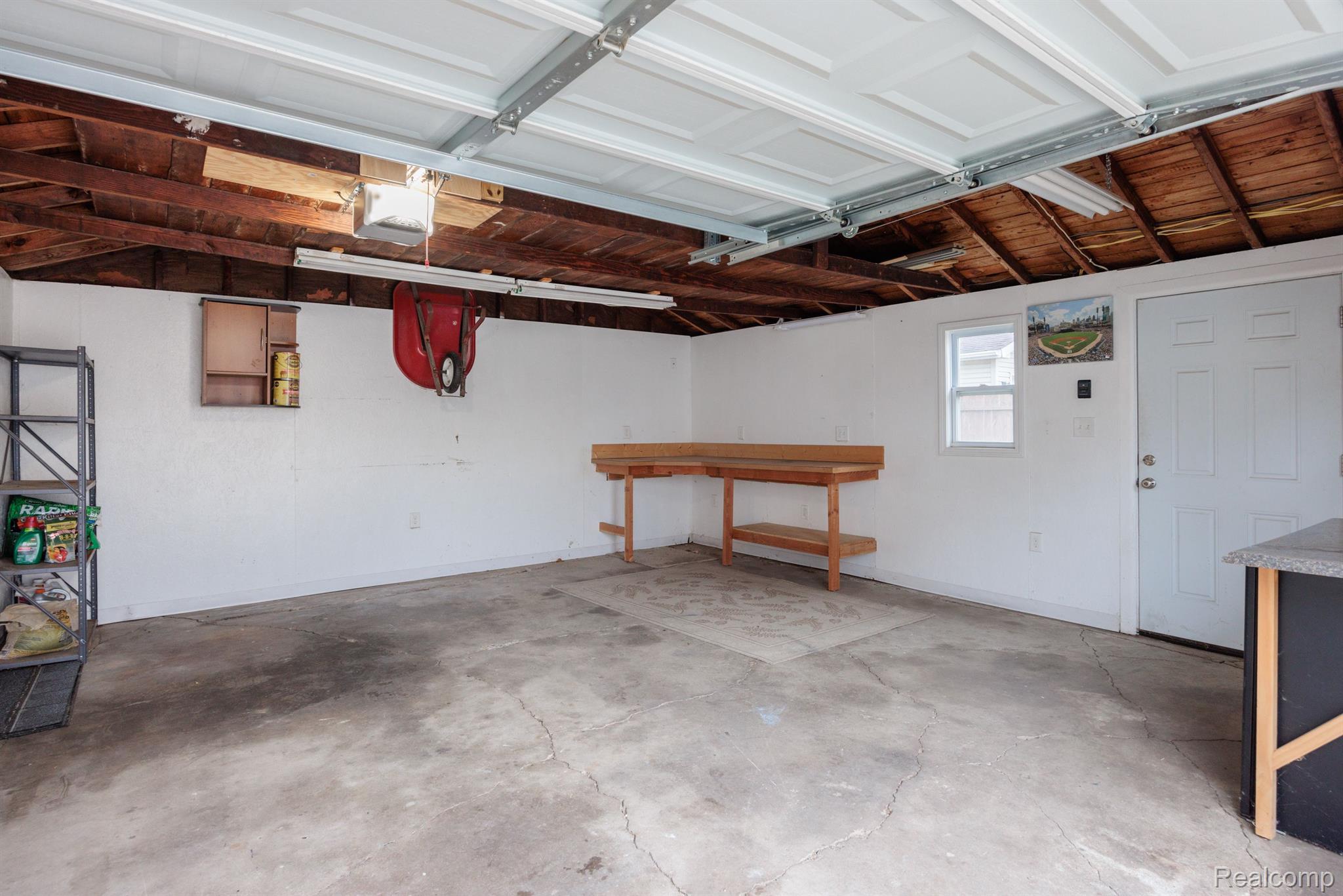 480 Roth Boulevard Clawson, MI 48017 - Photo 31 of 34 Garage