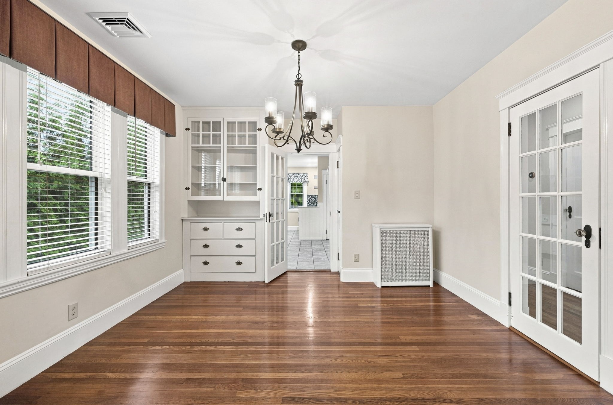 40 County Street, Unit B Peabody, MA 01960 - Photo 9 of 36 Gallery Image 9