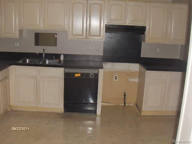 11127 Afton Road Southgate, MI 48195 - Photo 12 of 25 Picture 043