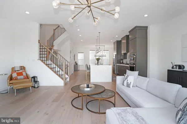 $5,200 | 14383 Beckett Glen Circle, Chantilly, VA 20151