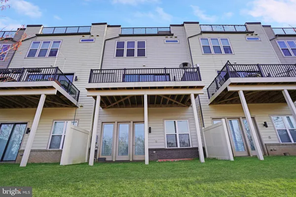 $5,200 | 14383 Beckett Glen Circle, Chantilly, VA 20151