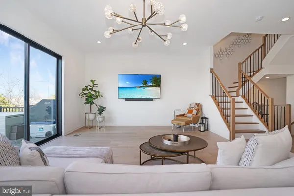 $5,200 | 14383 Beckett Glen Circle, Chantilly, VA 20151