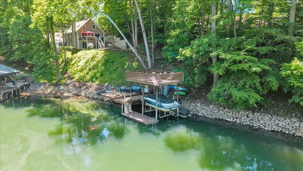$1,300,000 | 1101 Angela Court, Moneta, VA 24121
