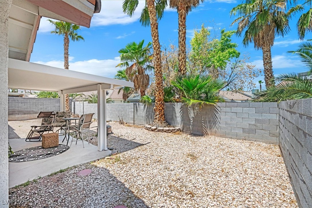 130 Park Ridge Lane Henderson, NV 89002 - Photo 31 of 69 Fenced backyard with a patio area