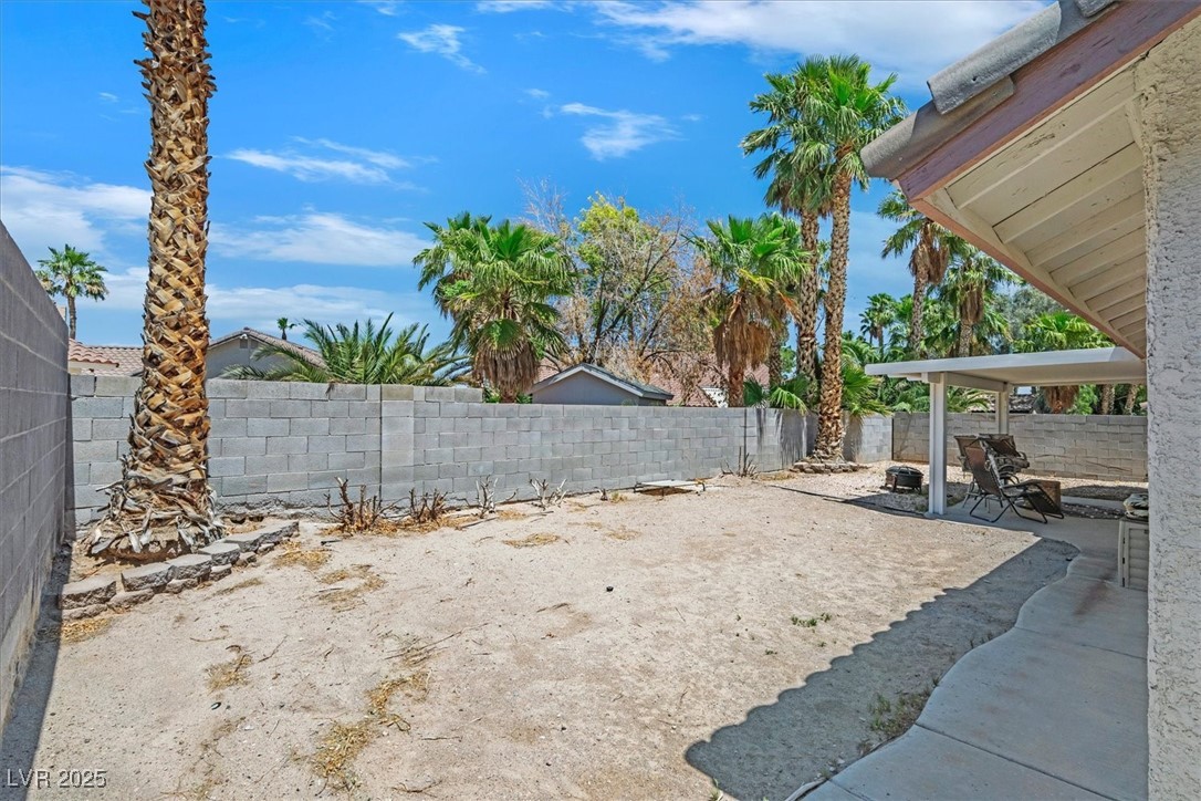 130 Park Ridge Lane Henderson, NV 89002 - Photo 35 of 69 Fenced backyard with a patio