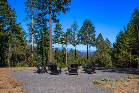 $3,500,000 | 1260 Emerald Ranch Road, Healdsburg, CA 95448