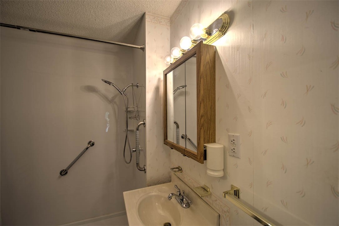 2520 South Esther Avenue Decatur, IL 62521 - Photo 15 of 30