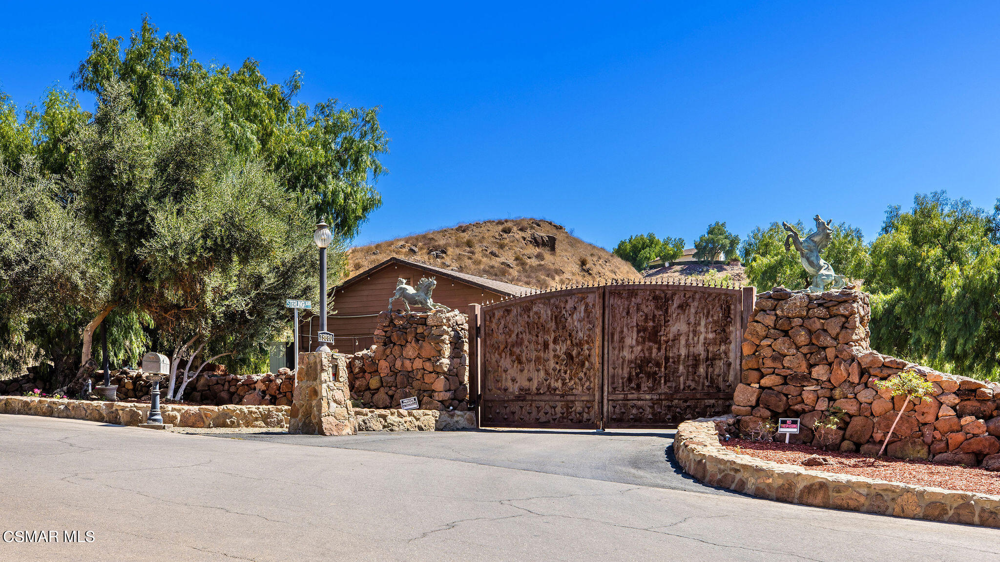 15660 LaPeyre Road Moorpark, CA 93021 - Photo 73 of 84 a front view of a house with a yard