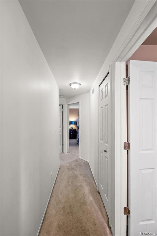 591 Grace Avenue Rochester Hills, MI 48307 - Photo 19 of 27