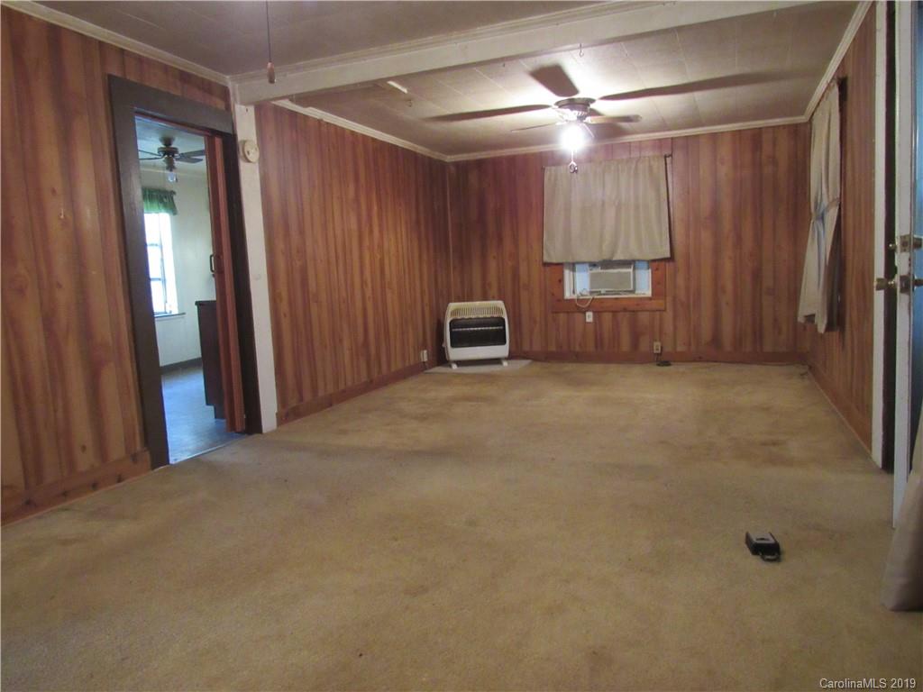 311 New Town Road Rosman, NC 28772 - Photo 4 of 18 Gallery Image 4