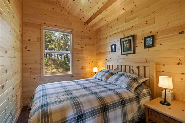 $350,000 | 2050 Shipman, Ely, MN 55731