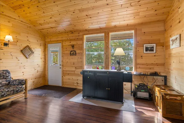 $350,000 | 2050 Shipman, Ely, MN 55731