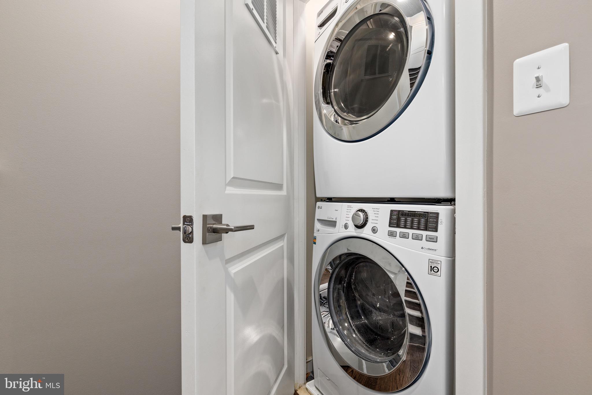 328 I Street Southeast Washington, DC 20003 - Photo 27 of 37 Laundry