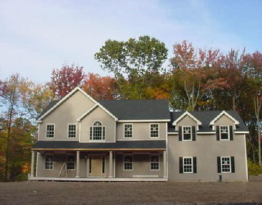 a view of house with a outdoor space