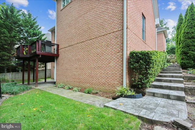 $1,750,000 | 5505 Namakagan Road, Bethesda, MD 20816