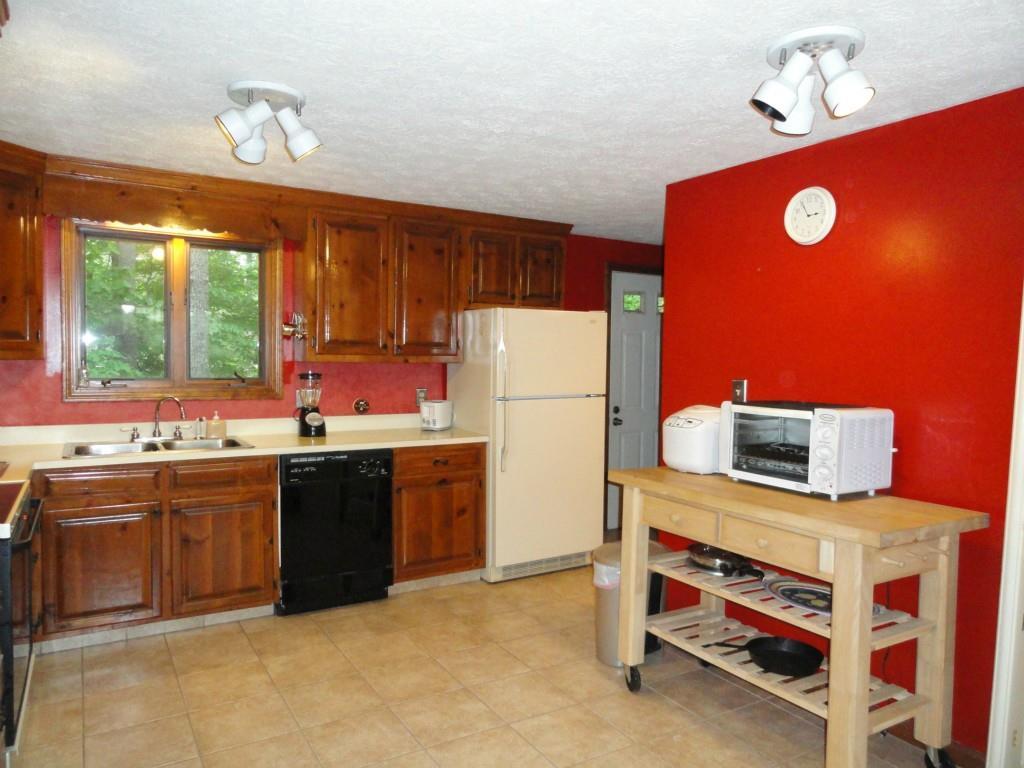 102 Lone Pine Road North Waterboro, ME 04061 - Photo 21 of 31 Kitchen