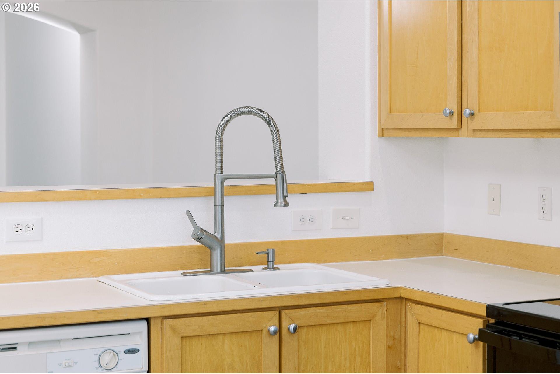 15480 Southwest Sparrow Loop, Unit 102 Beaverton, OR 97007 - Photo 24 of 47 Gallery Image 24