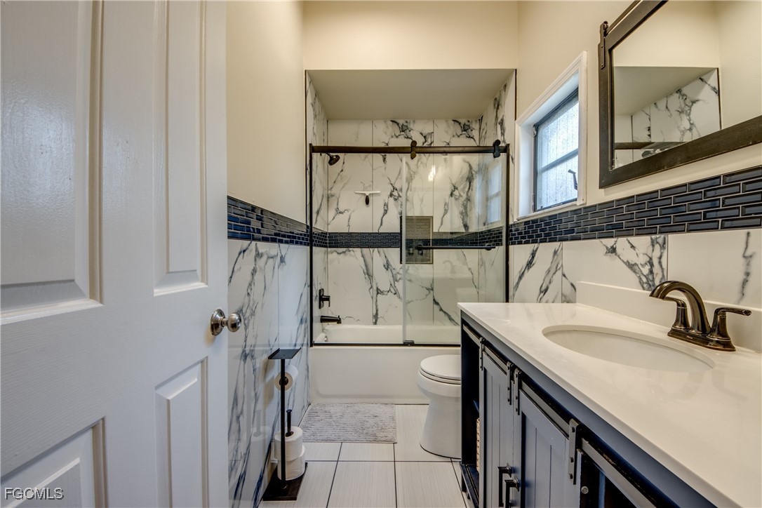 706 Southwest 6th Street Cape Coral, FL 33991 - Photo 22 of 46