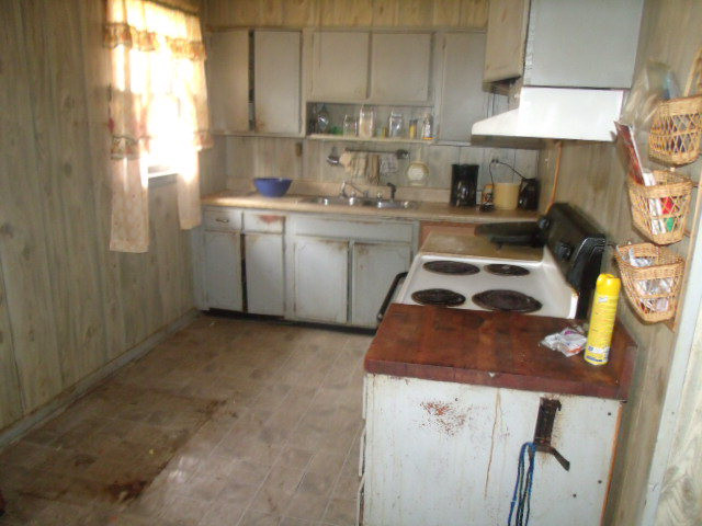 1669 Wilson Road Warrenton, GA 30828 - Photo 3 of 17 Kitchen