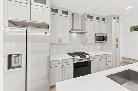 $649,000 | 3321 Hemlock Avenue, Unit 2, Austin, TX 78722