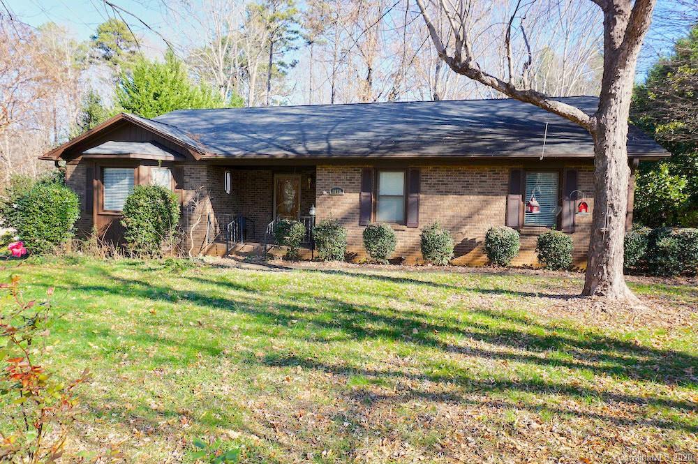 2070 Westover Road Hickory, NC 28602 - Photo 1 of 42 Gallery Image 1