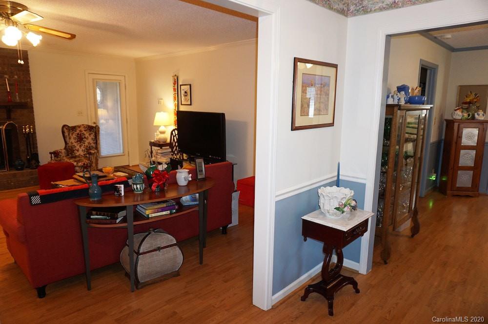 2070 Westover Road Hickory, NC 28602 - Photo 14 of 42 Gallery Image 14