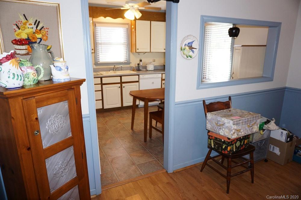 2070 Westover Road Hickory, NC 28602 - Photo 17 of 42 Gallery Image 17