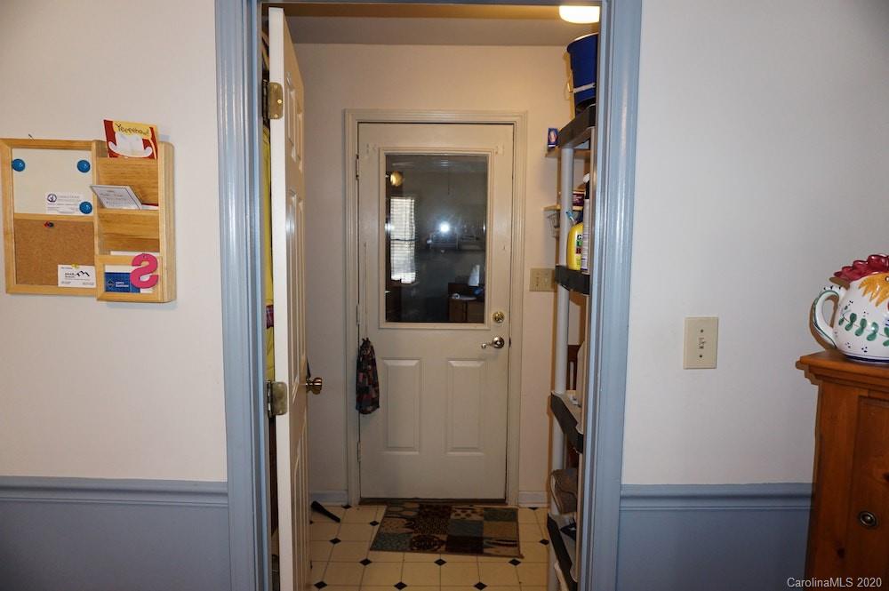 2070 Westover Road Hickory, NC 28602 - Photo 23 of 42 Gallery Image 23