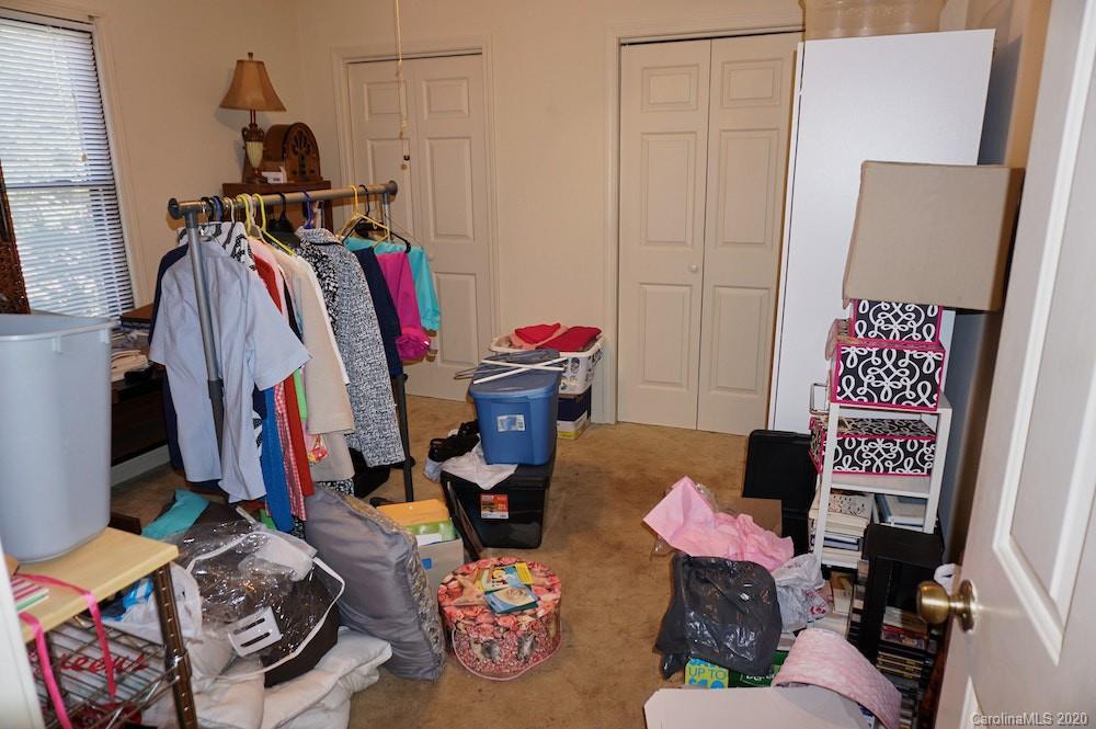 2070 Westover Road Hickory, NC 28602 - Photo 39 of 42 Gallery Image 39