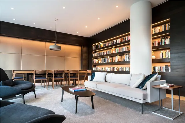 $1,695,000 | 50 West Street, Unit 15C | Financial District