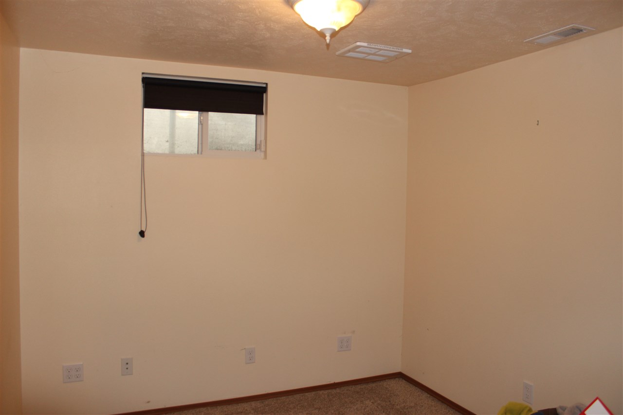 3013 North Marguerite Road Spokane, WA 99212 - Photo 10 of 18