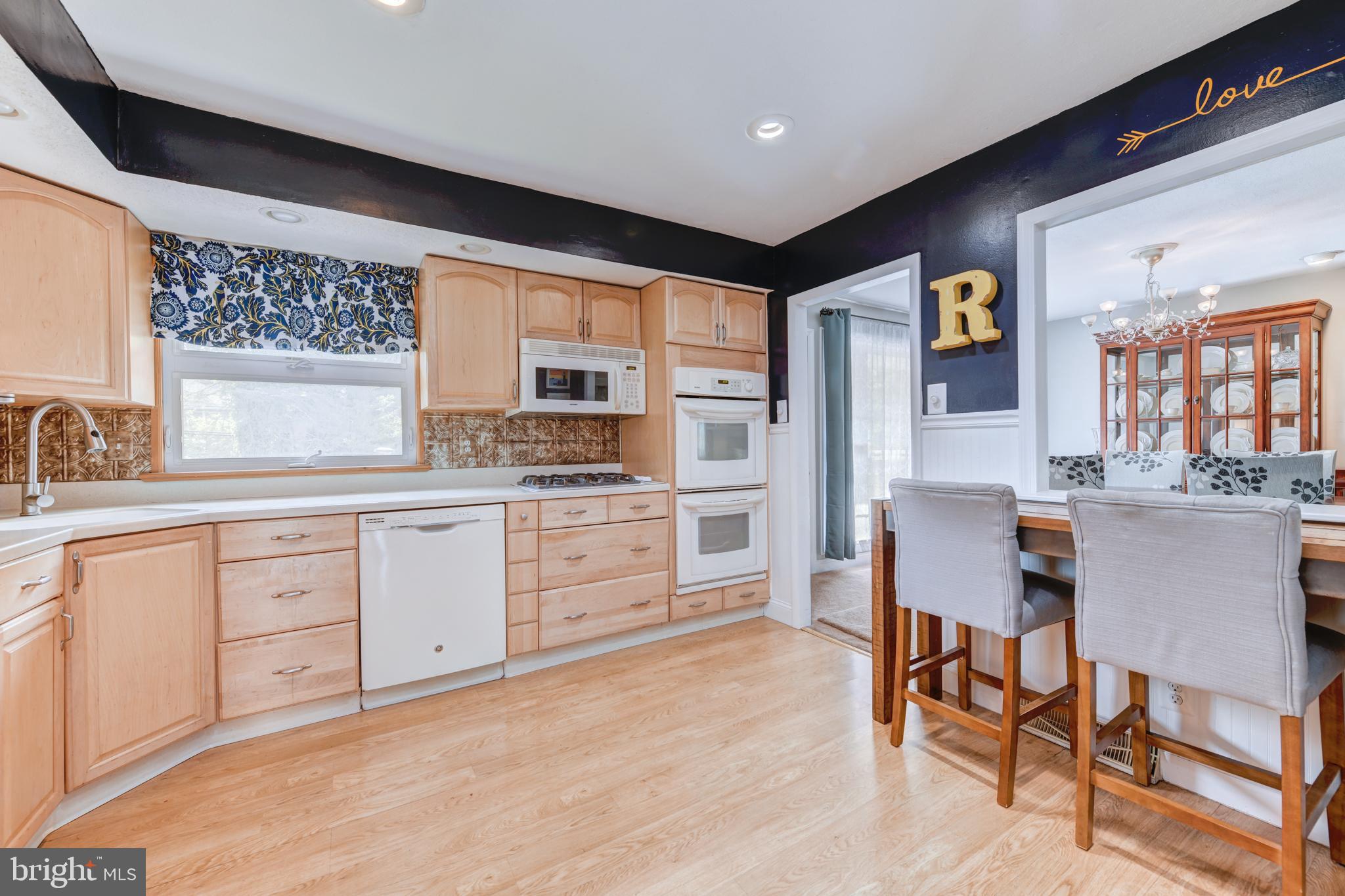 717 Woodside Road Jenkintown, PA 19046 - Photo 10 of 37