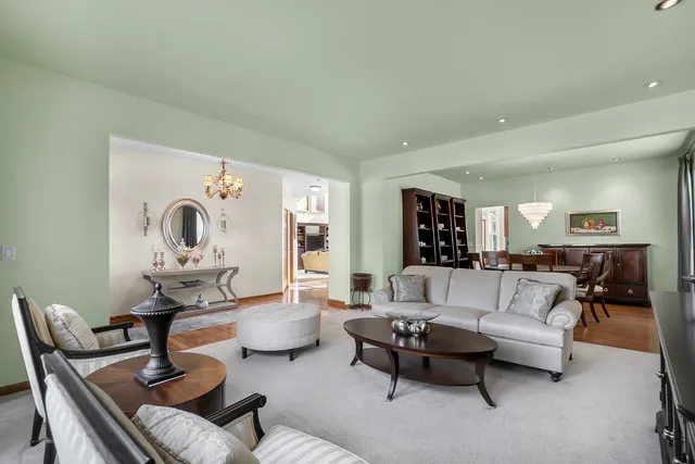 $599,000 | 865 Sterling Heights Drive, Antioch, IL 60002