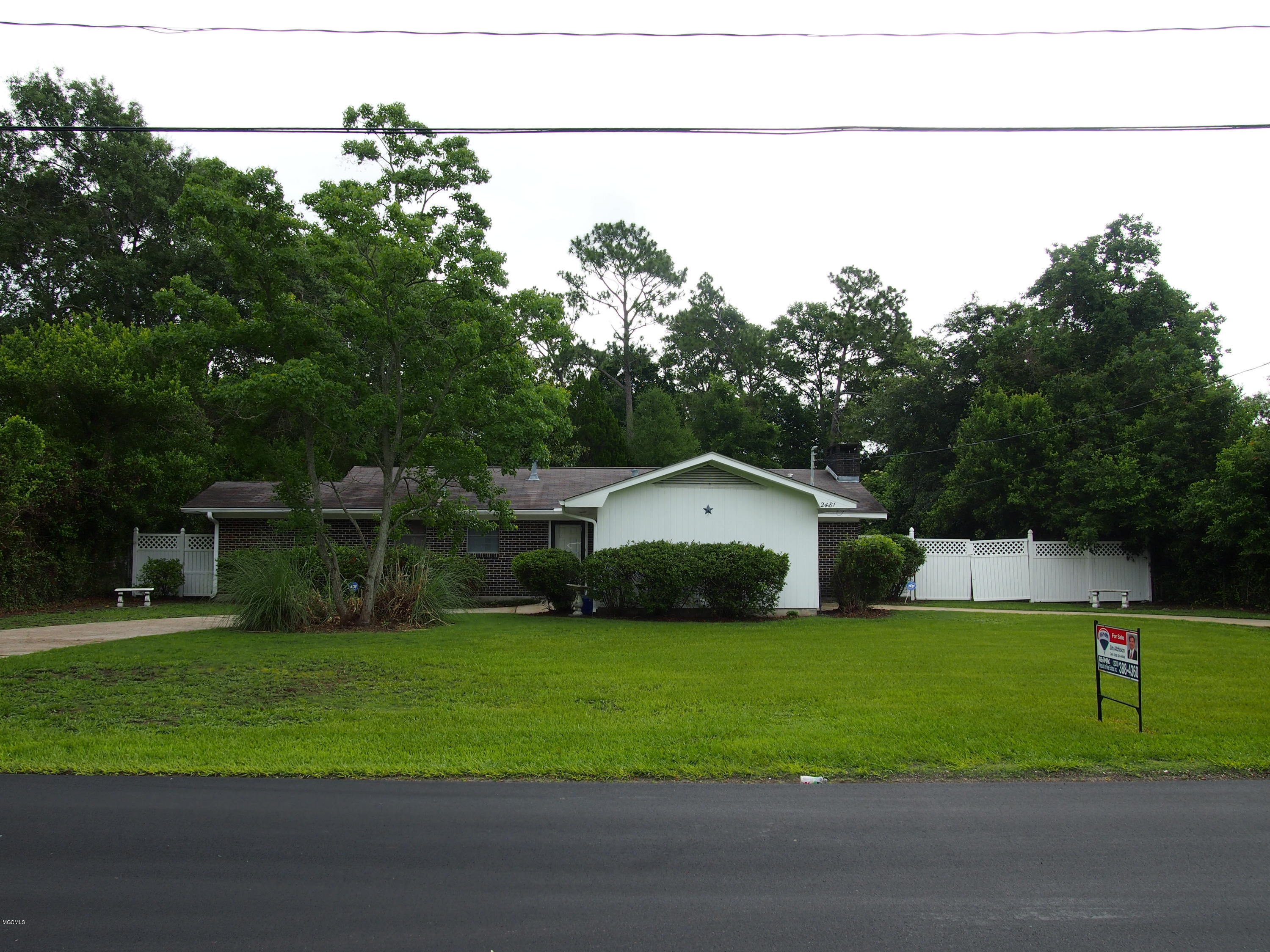 2481 Old Bay Road Biloxi, MS 39531 - Photo 2 of 14 P1011176