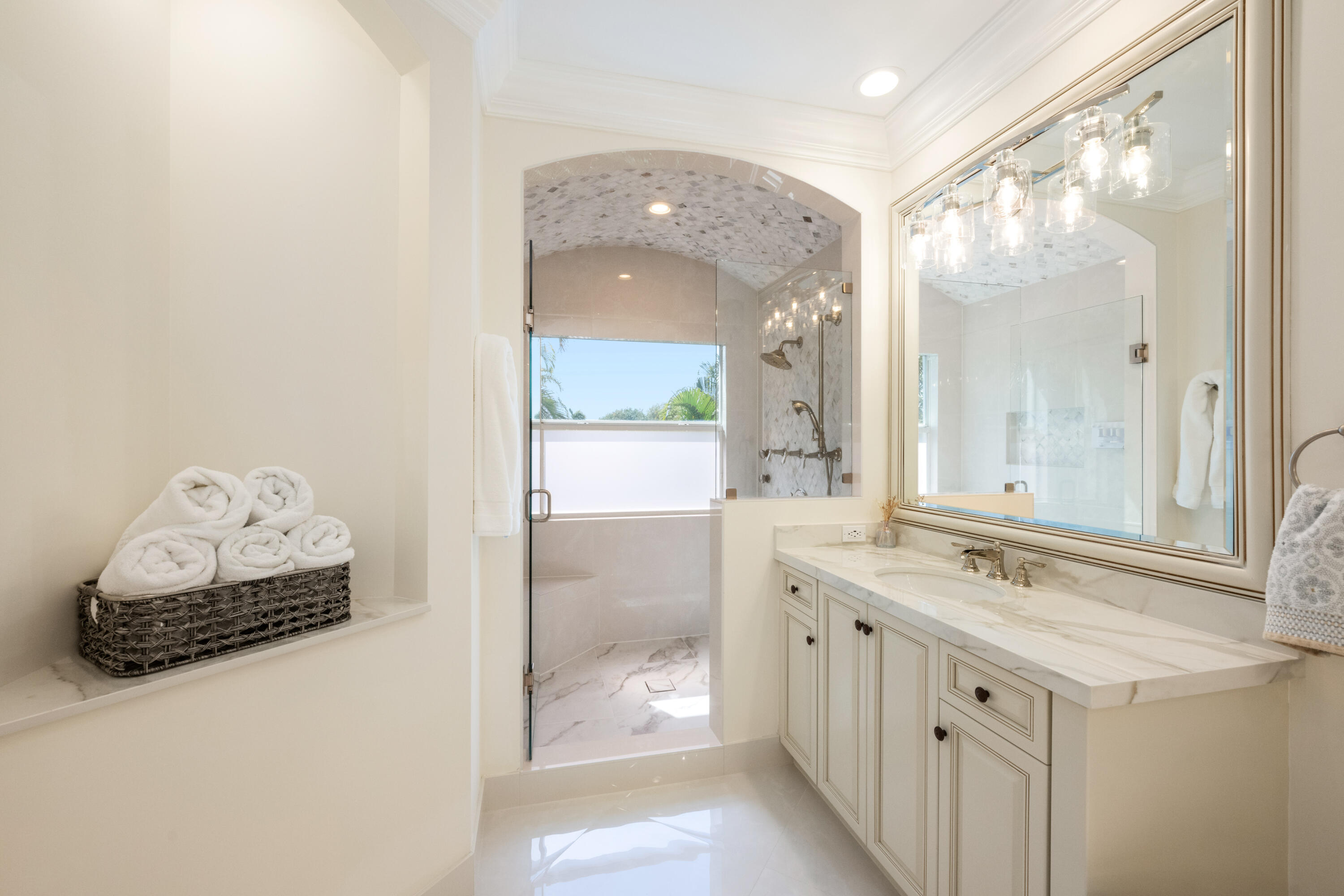 712 Northeast 71st Street Boca Raton, FL 33487 - Photo 44 of 97 DSC_2336